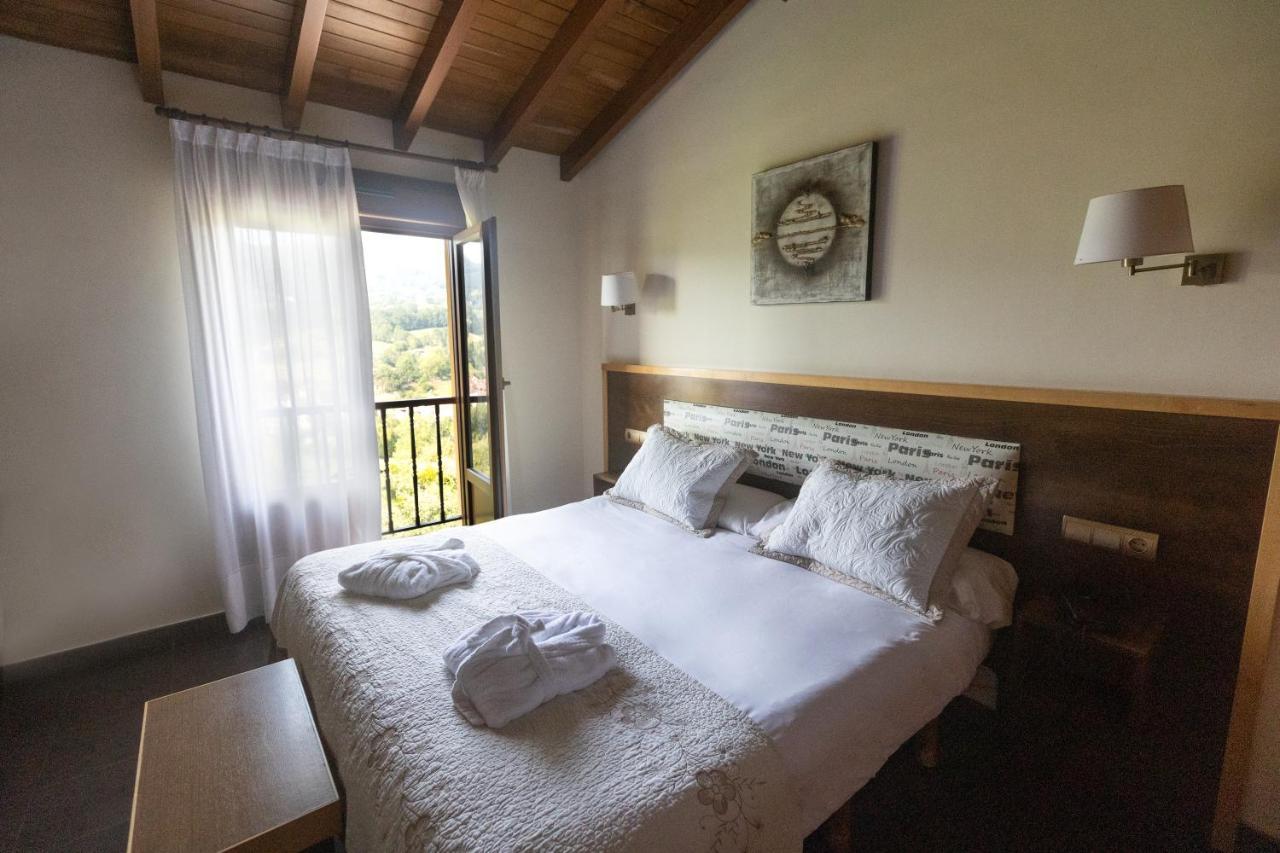 Hotel & Spa Villa De Mestas 메스타스 데 콘 외부 사진