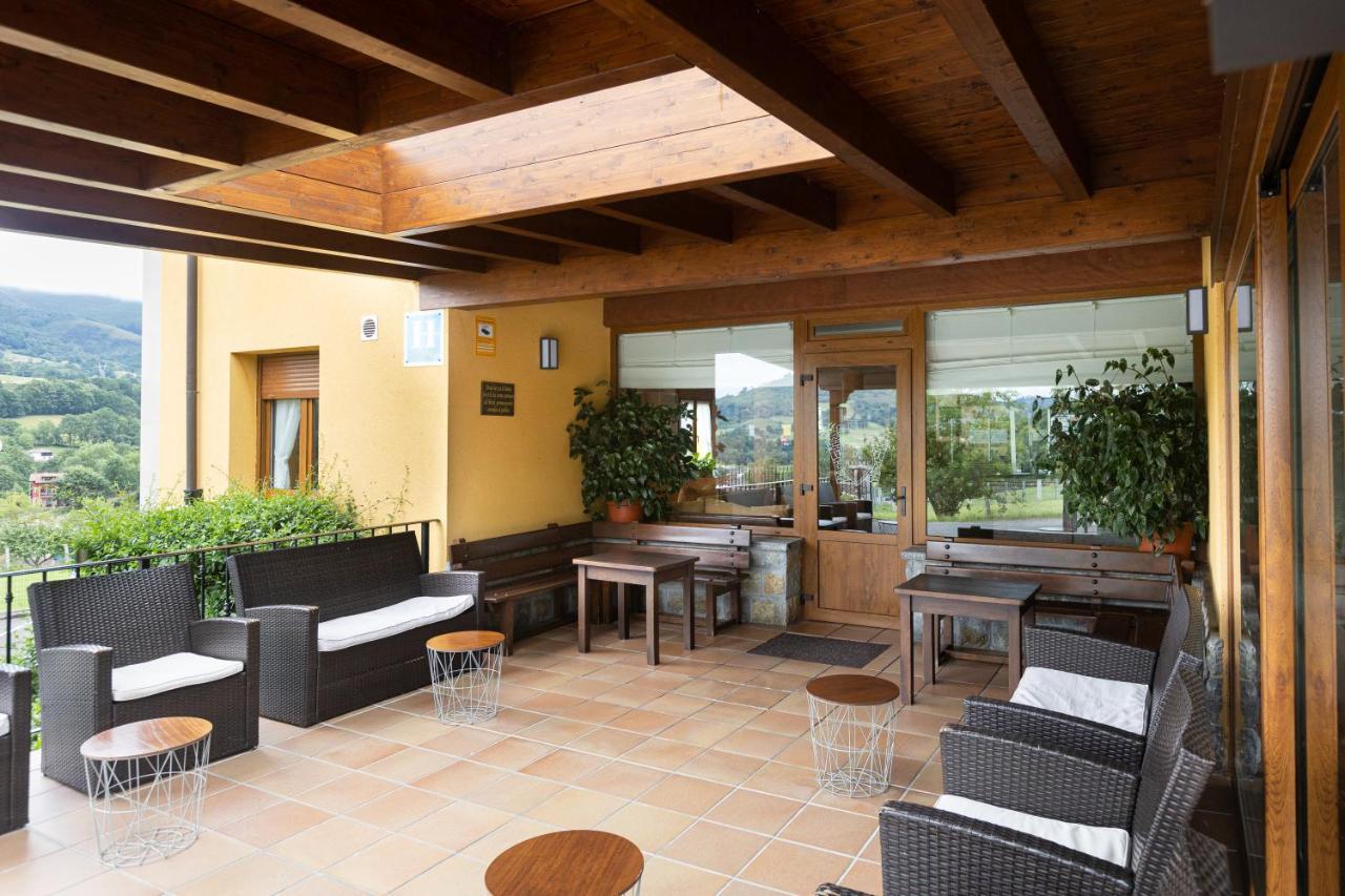 Hotel & Spa Villa De Mestas 메스타스 데 콘 외부 사진