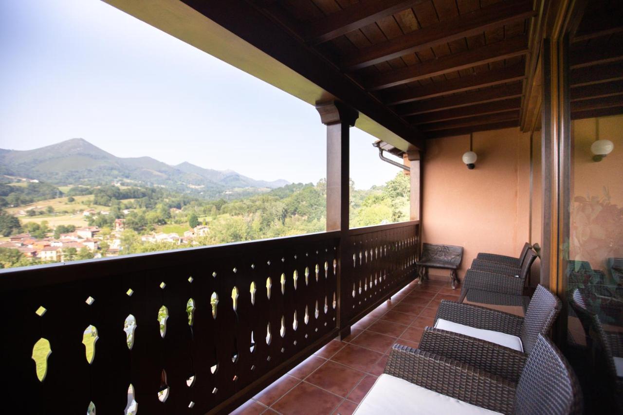 Hotel & Spa Villa De Mestas 메스타스 데 콘 외부 사진
